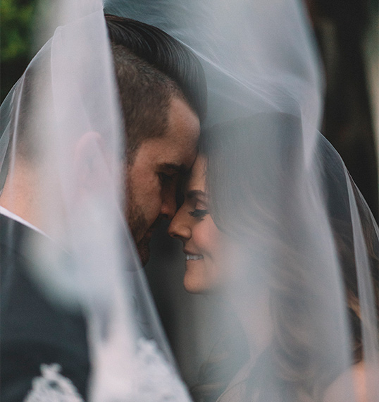 organizzazione-matrimonio-sposi-velo